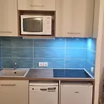 2 Pieces Avec Piscine Chauffee