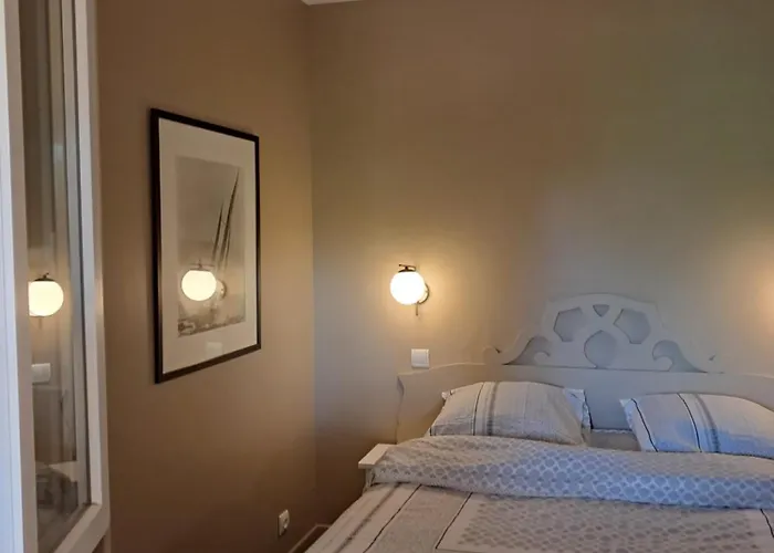 2 Pieces Avec Piscine Chauffee *